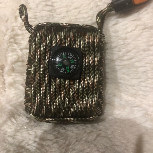 CAMPSNAIL Emergency Survival Kit Grenade - Picture 2 of 4